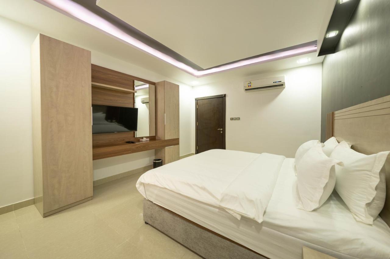 Mirada Gold Jizan - Resort & Private Pools Eksteriør billede A bedroom at the hotel